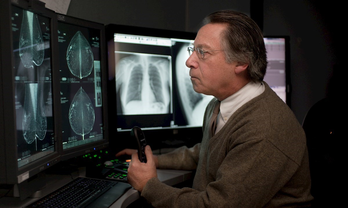 SCH increases CT scan capabilities with Champlin Foundation grant